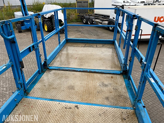 Genie GS-5390RT dieseldrevet terrengsakselift med 18,1 m arbeidshøyde og stor plattform 23 of 25