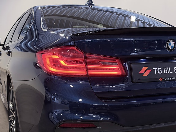 BMW 530e 11 of 30