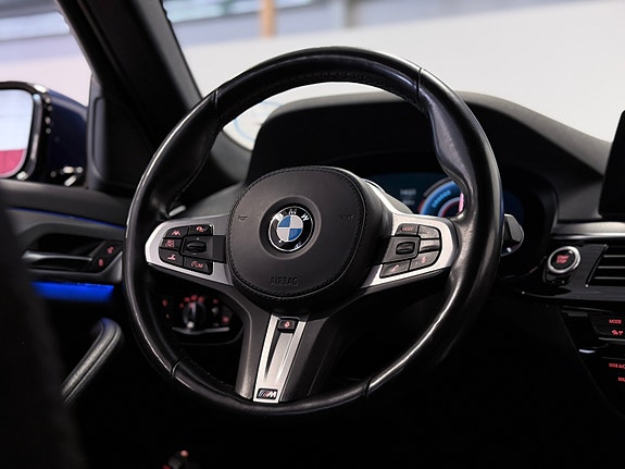 BMW 530e 18 of 30