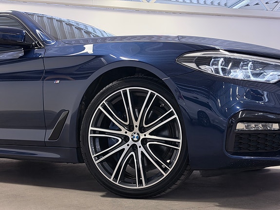BMW 530e 13 of 30