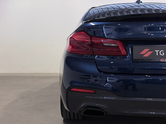 BMW 530e 5 of 30
