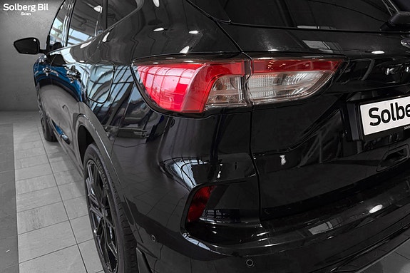 Ford Kuga 10 of 27
