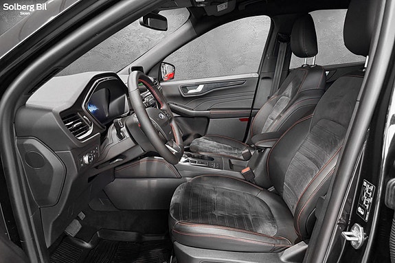 Ford Kuga 13 of 27
