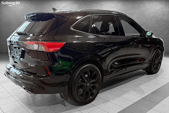 Ford Kuga 4 of 27