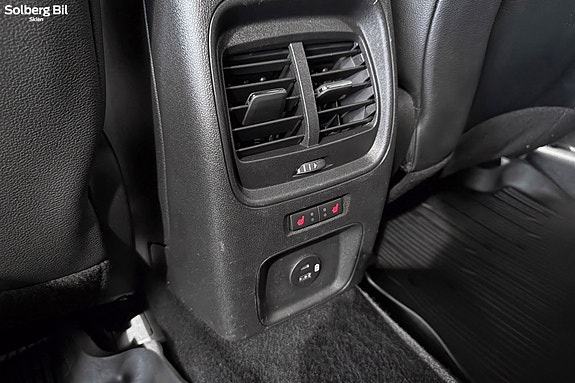 Ford Kuga 19 of 27