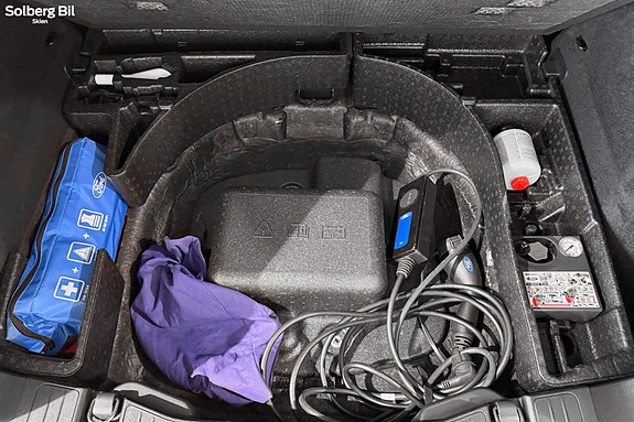 Ford Kuga 7 of 27