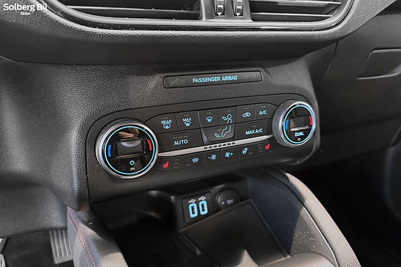 Ford Kuga 20 of 27