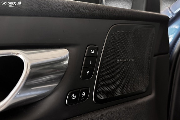 Volvo XC60 29 of 30