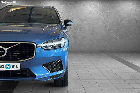 Volvo XC60 15 of 30