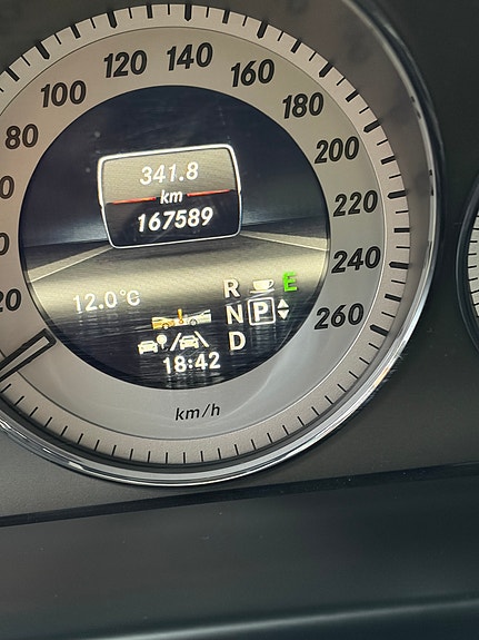 Mercedes-Benz GLK220 21 of 23