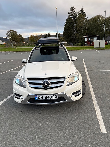 Mercedes-Benz GLK220 13 of 23