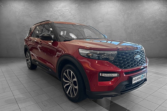 Ford Explorer 3 of 30
