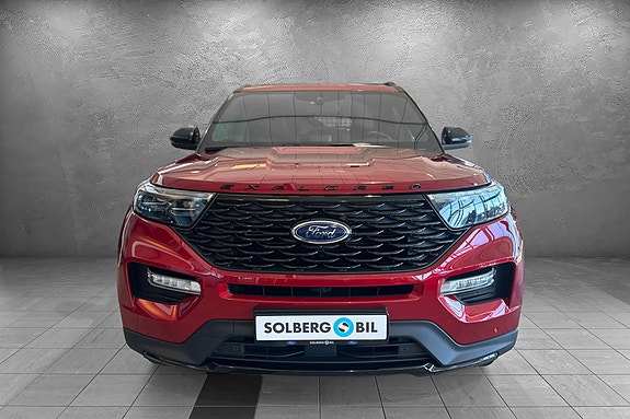 Ford Explorer 2 of 30