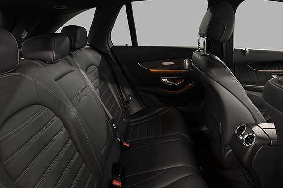 Mercedes-Benz GLC350 e 18 of 29