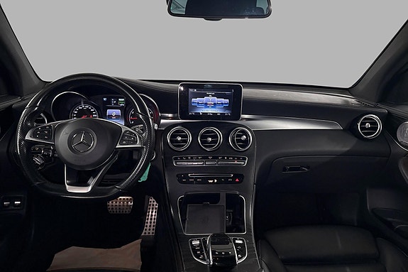 Mercedes-Benz GLC350 e 10 of 29