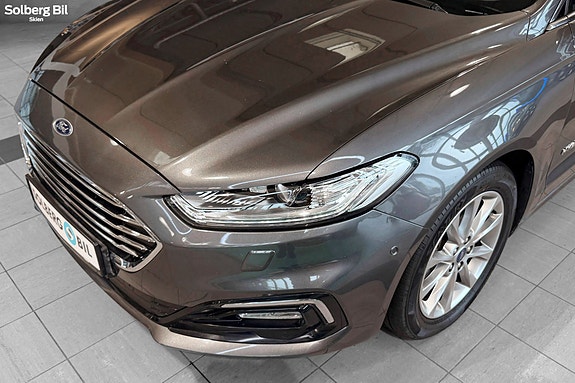 Ford Mondeo 12 of 28