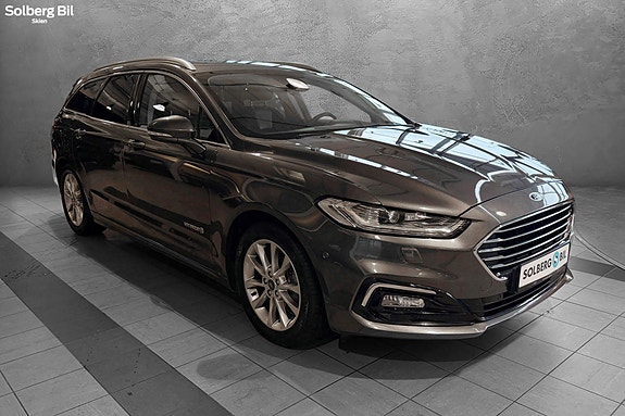 Ford Mondeo 3 of 28