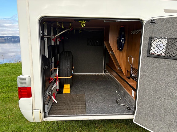 Hymer B 678 ALDE / SKINN / SOLCELLE / ROMSLIG / 5 of 29