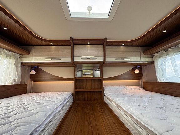 Hymer B 678 ALDE / SKINN / SOLCELLE / ROMSLIG / 22 of 29