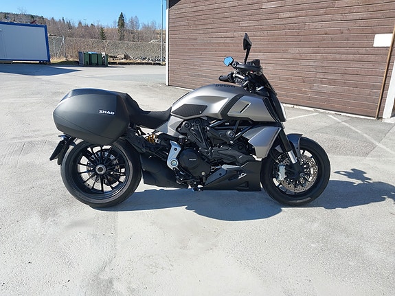 Ducati Diavel 1260 9 of 22