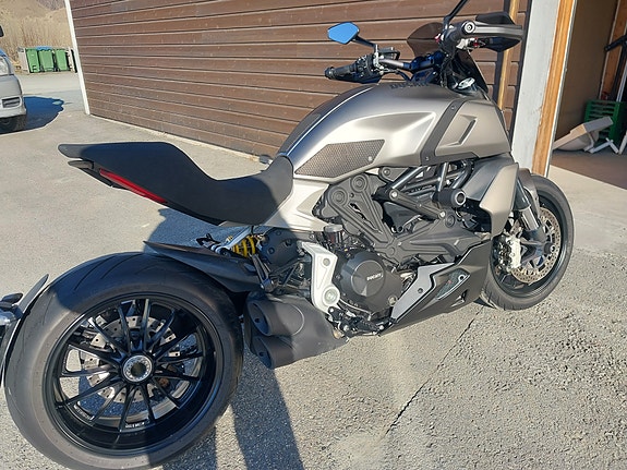 Ducati Diavel 1260 4 of 22