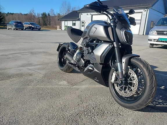 Ducati Diavel 1260 3 of 22