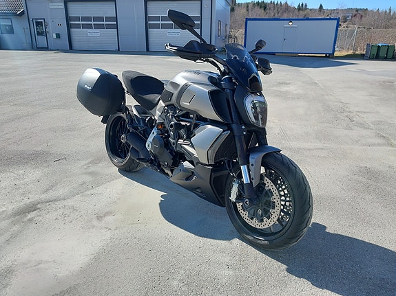 Ducati Diavel 1260 10 of 22