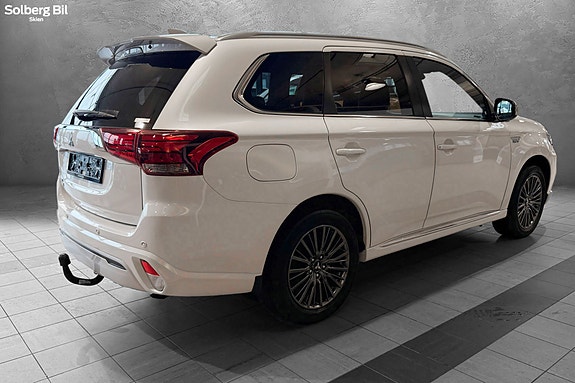 Mitsubishi Outlander 4 of 25