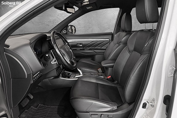 Mitsubishi Outlander 15 of 25