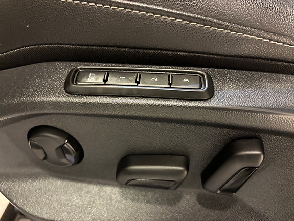 Volkswagen Tiguan 8 of 30