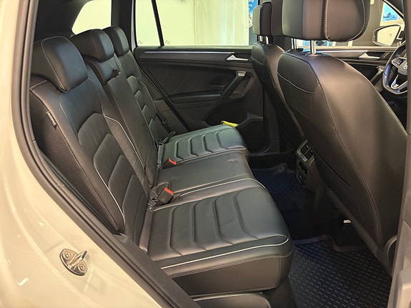 Volkswagen Tiguan 28 of 30