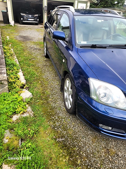 Toyota Avensis 3 of 25