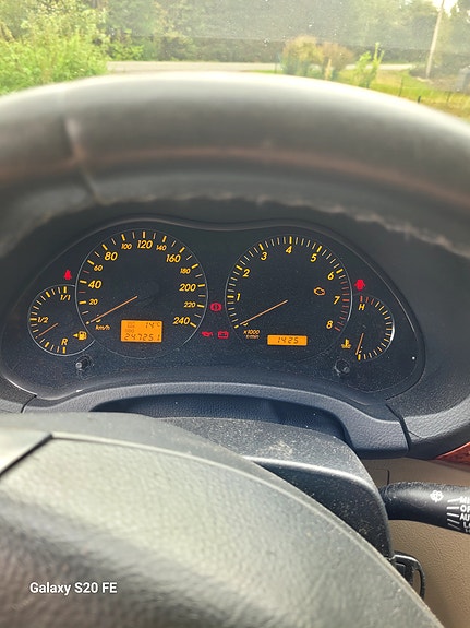 Toyota Avensis 24 of 25