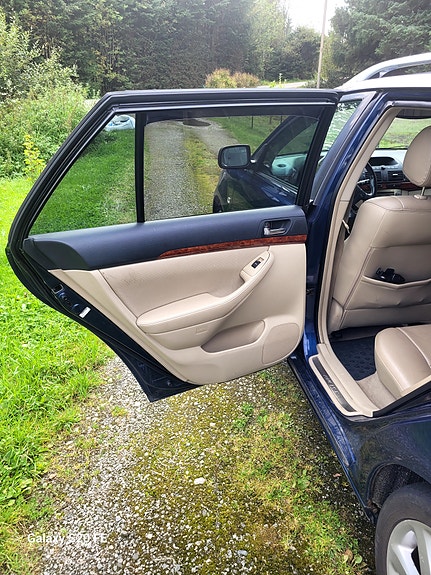 Toyota Avensis 11 of 25
