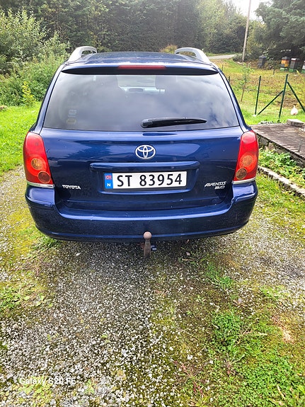 Toyota Avensis 4 of 25