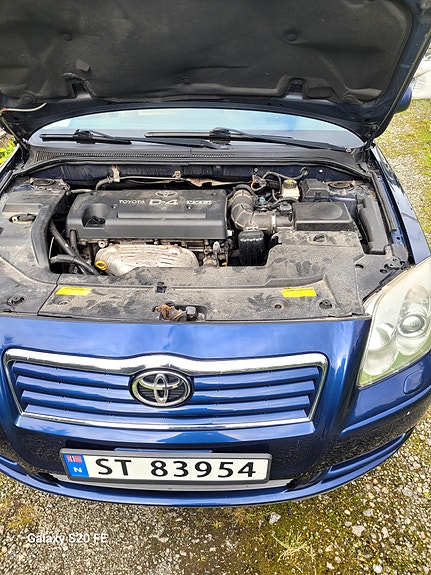 Toyota Avensis 12 of 25