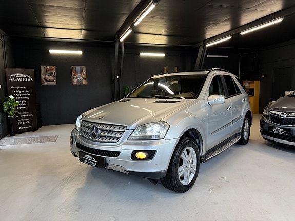 Mercedes-Benz ML280 5 of 30