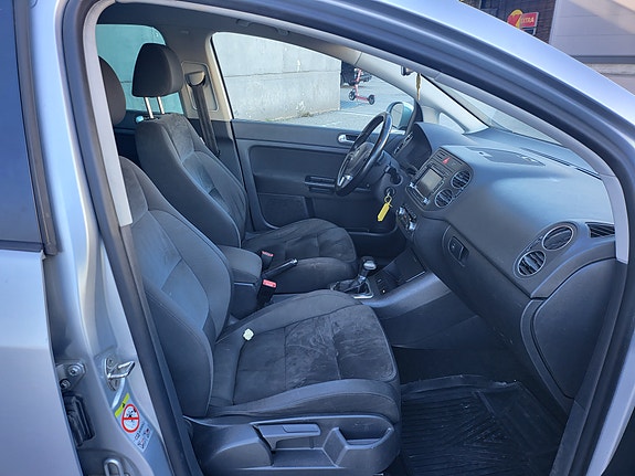 Volkswagen Golf Plus 25 of 30