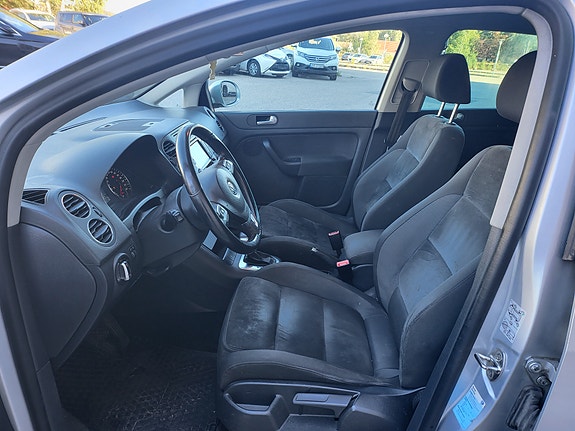 Volkswagen Golf Plus 17 of 30