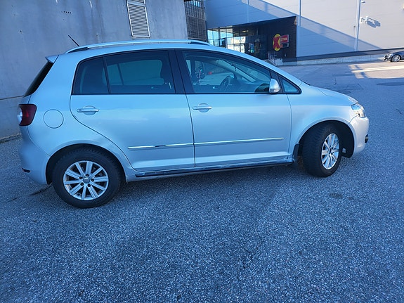 Volkswagen Golf Plus 13 of 30