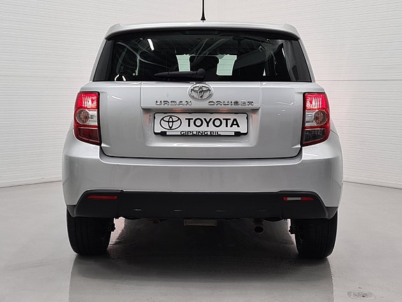 Toyota Urban Cruiser 5 of 9