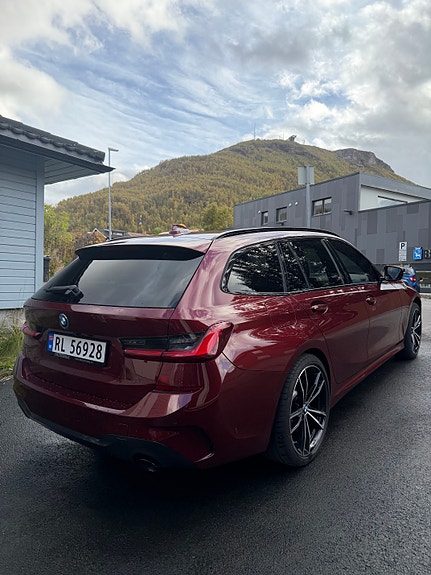 BMW 330e 7 of 30