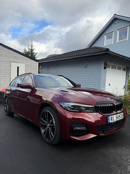 BMW 330e 2 of 30