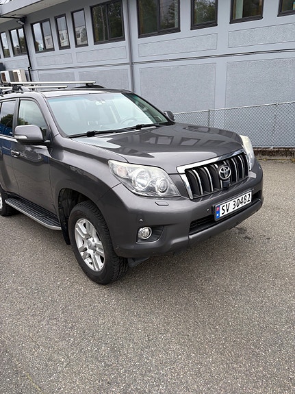 Toyota Land Cruiser 9 of 20