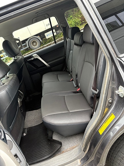 Toyota Land Cruiser 15 of 20