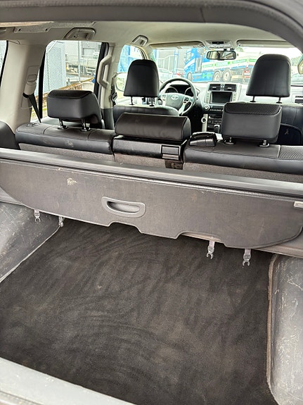 Toyota Land Cruiser 18 of 20