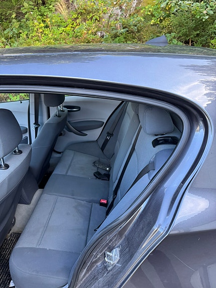 BMW 116i 8 of 9