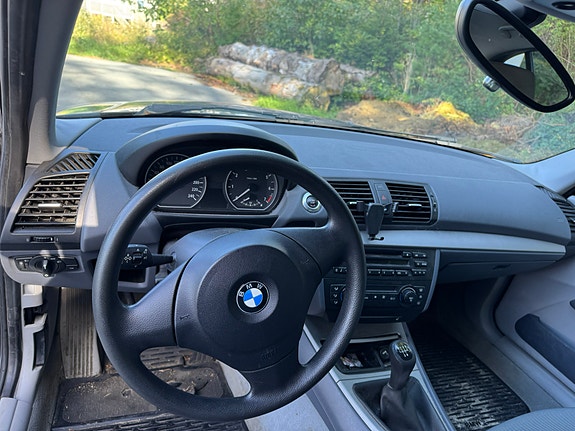 BMW 116i 7 of 9