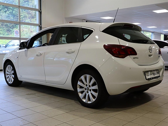 Opel Astra 5 of 26
