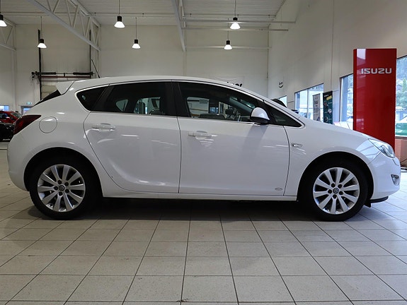 Opel Astra 8 of 26